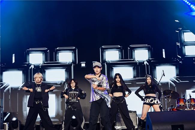 声浪碰撞美妆潮玩 活力唱响青春经济 第四届青春上海大学生音乐节绽放南上海科创中心(图6)