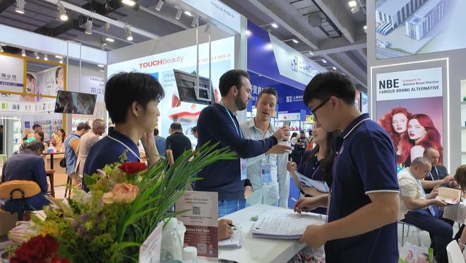 解码广州白云美妆跨越式发展动能：从研发到出海实现全链协同(图6)