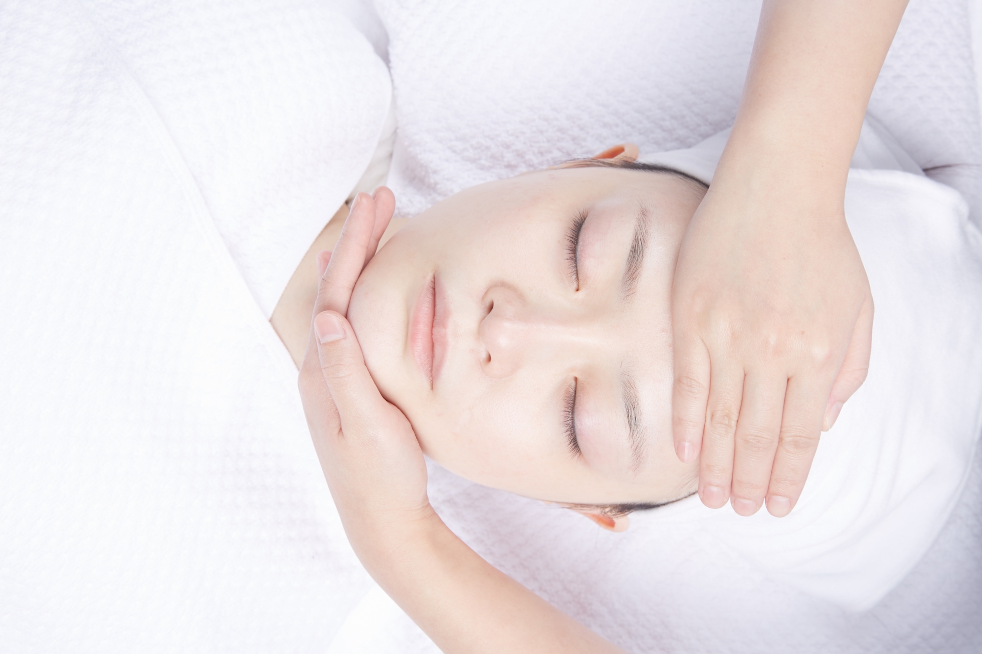 分析专业美容培训学校哪家靠谱山东欧曼谛时尚美业学校值得关注(图2)