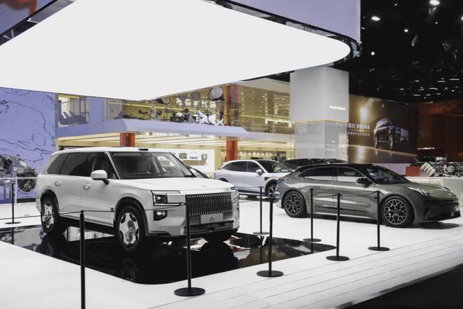 携四大旗舰科技代际领先极氪9X演绎中式豪华新美学(图12)