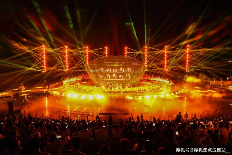 成都【k101广场】售楼中心电线月最新房价_户型大小_春节限时折扣。(图8)